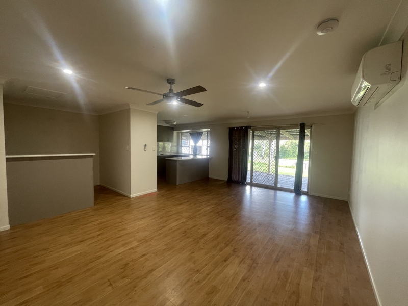 1 Riverside Court, Barellan Point House for rent Listed by Madonna