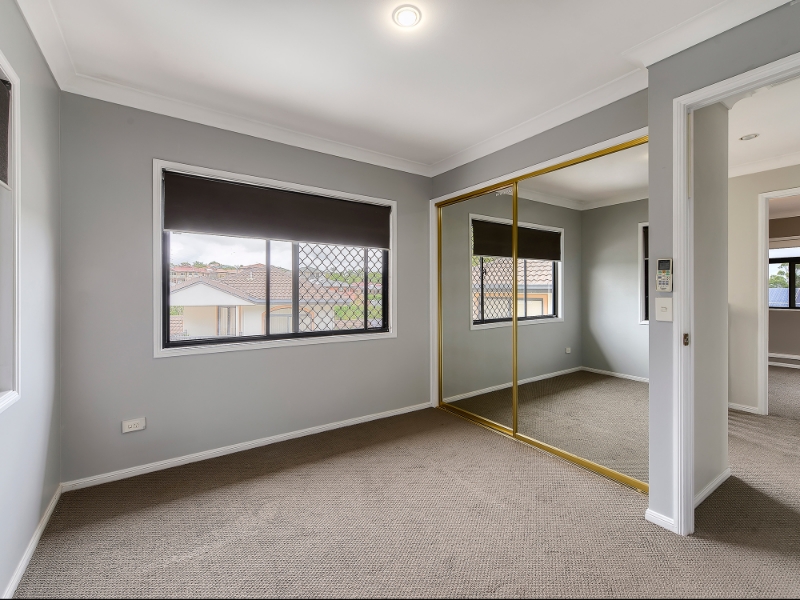 31/12 Greendale Way, Carindale Townhouse for rent Listed by Anna