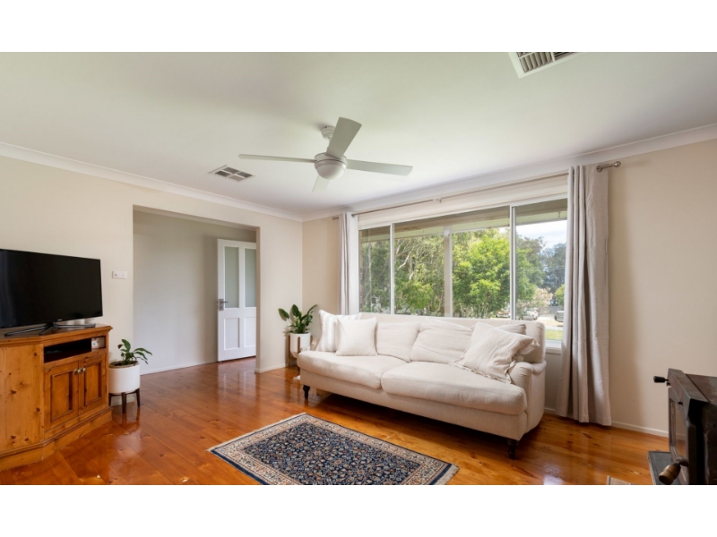 110 Dandaraga Road, Brightwaters House for rent Listed by Karina