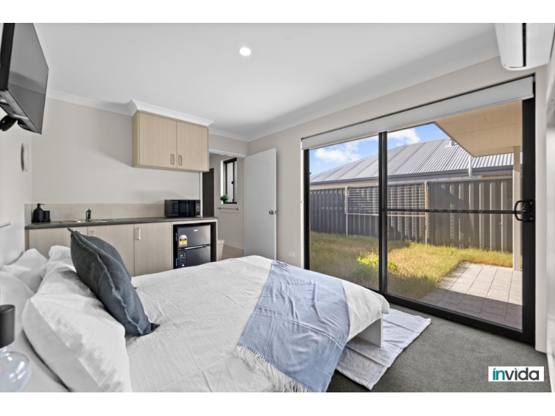 Modern Co-Living Home in Lakelands - Private ...