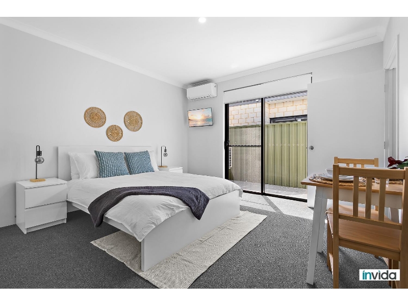 Private & Fully Furnished Room With Ensuite Room In A Brand-New Shared House - Utilities & Internet Included! image 1