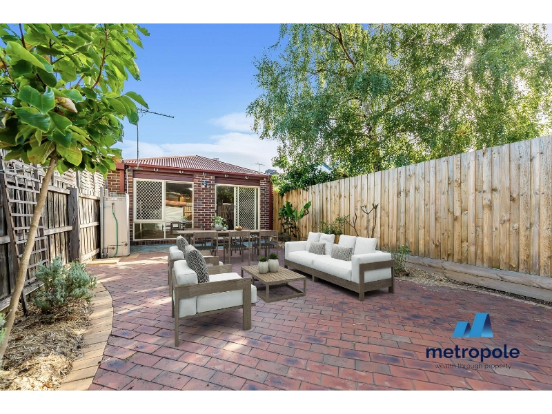 9 Agnes Street YARRAVILLE VIC 3013