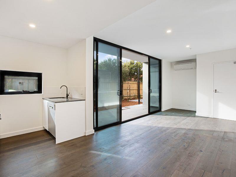 G18/82 Bulla Road, STRATHMORE Apartment for rent Listed by of