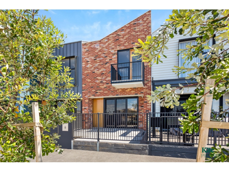 8 Rockhampton Lane Port Adelaide SA 5015