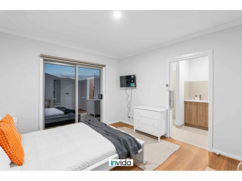 2/12 Coogan St Lara VIC 3212