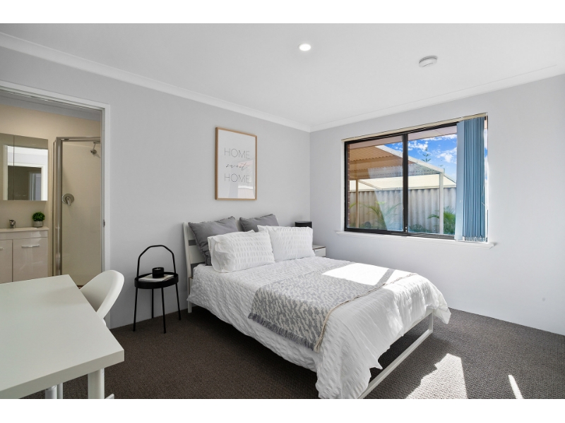 Room 5 90 Pimento Cir, PORT KENNEDY House for rent Listed by Claire