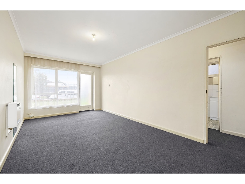 2/10 Albert Avenue, Springvale Apartment for rent Listed by Rental Dept Barry Plant Noble