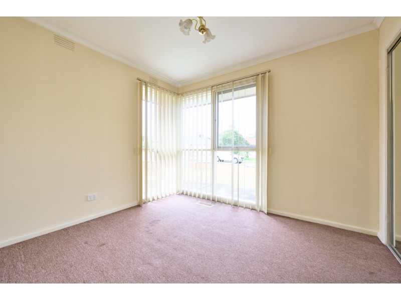 37 Oakwood Avenue, Noble Park House for rent Listed by Rental Dept