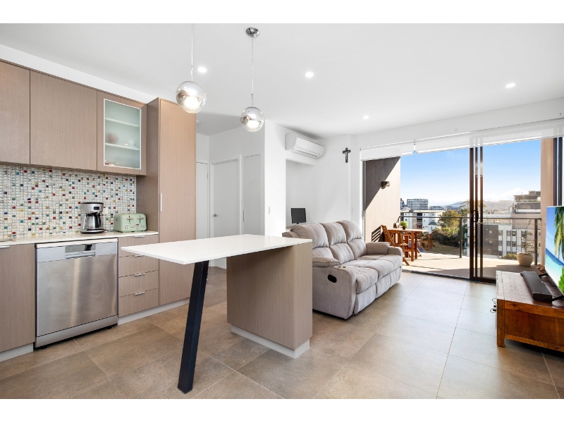 802/616 Main St, Kangaroo Point Apartment for rent Listed by Hamish