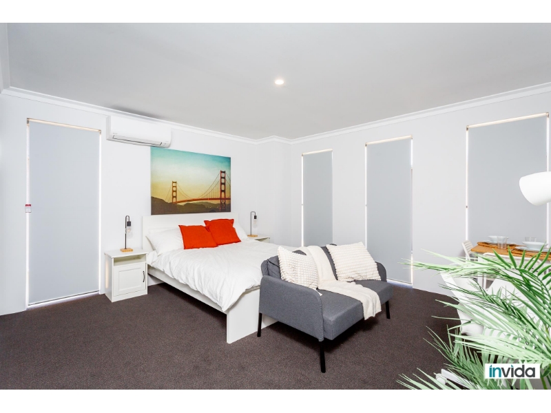 FULLY FURNISHED, LOCKABLE ROOM IN A SHAR...