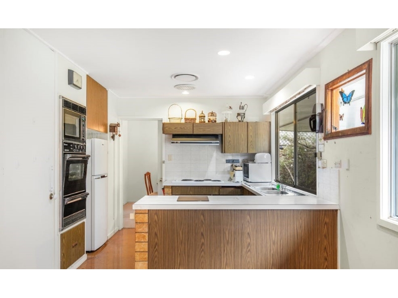 25 Strathspey Street, Kenmore House for rent Listed by Katerina