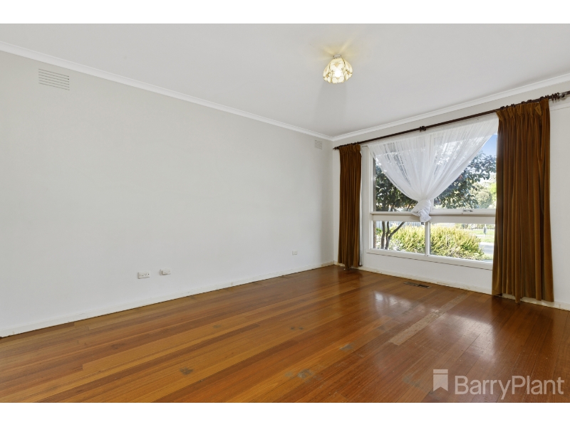 15 Kingsclere Avenue, KEYSBOROUGH House for rent Listed by Rental