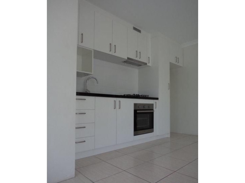 2/21 Wroxton street, MIDLAND House for rent Listed by Serena Shaw of