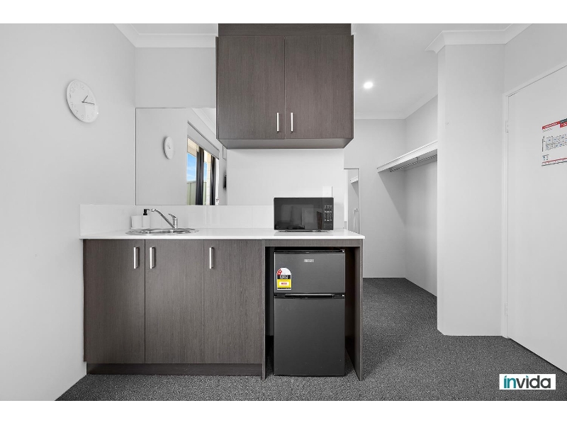 Private & Fully Furnished Room With Ensuite Room In A Brand-New Shared House - Utilities & Internet Included! image 2