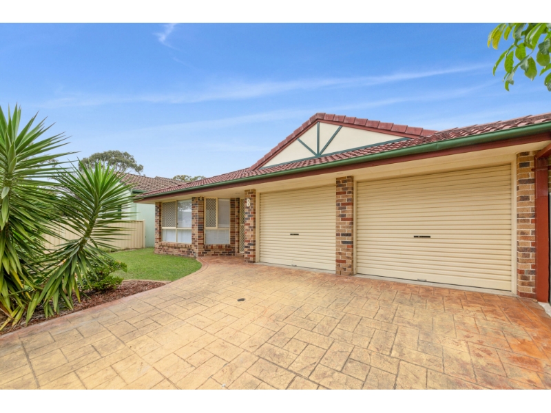 8 Tasman Place, FOREST LAKE House for rent Listed by Emma Frank of Coronis West &