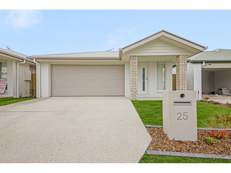 25 Saintly Road, LOGAN RESERVE House for rent Listed by Tina Dobson