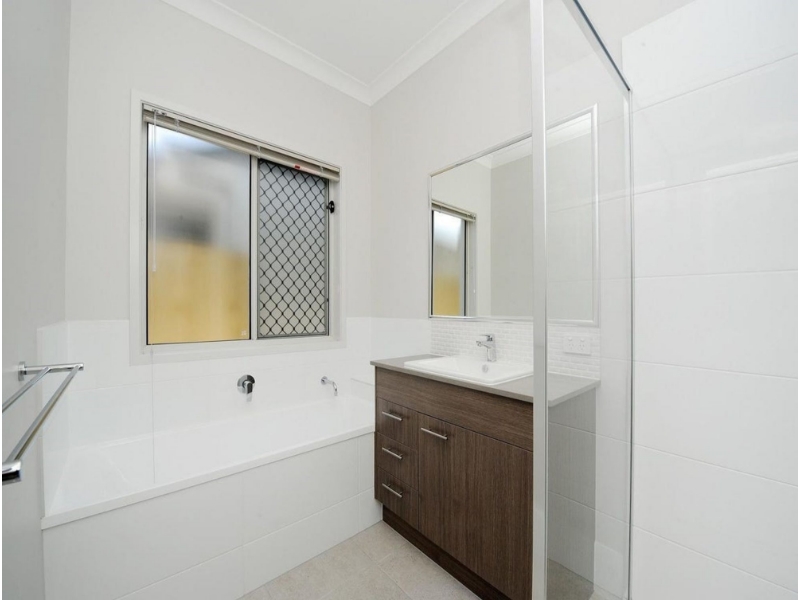 44 Bells Reach Drive, CALOUNDRA WEST House for rent Listed by Kate Mcdonald of Coronis