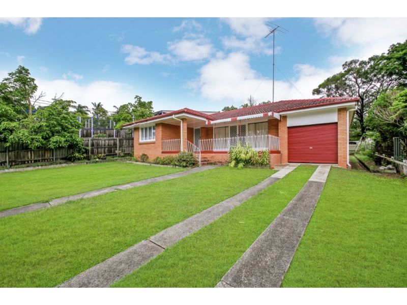 26 Riordan Street, ASPLEY House for rent Listed by Christine L of