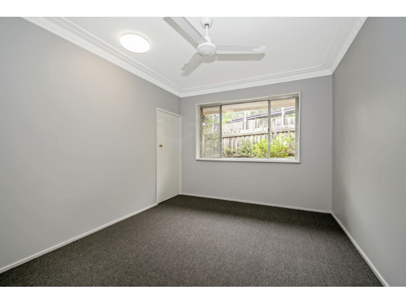 26 Riordan Street, ASPLEY House for rent Listed by Christine L of