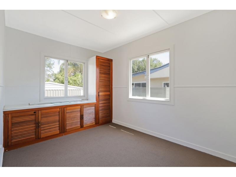 4 Gresford Street, CHERMSIDE WEST House for rent Listed by Christine