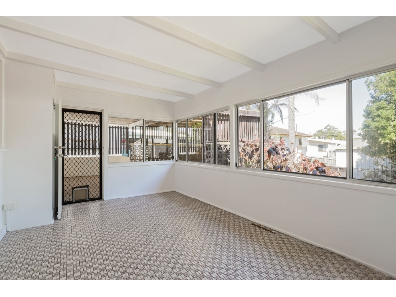 4 Gresford Street, CHERMSIDE WEST House for rent Listed by Christine