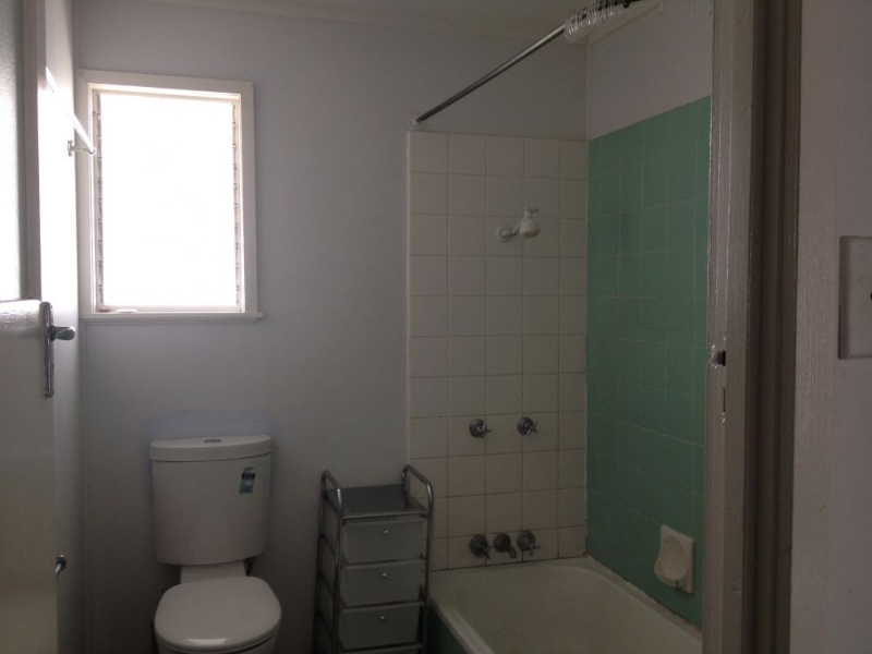 2/7 Buxton Street, ASCOT Apartment for rent Listed by Tarra Foulds of