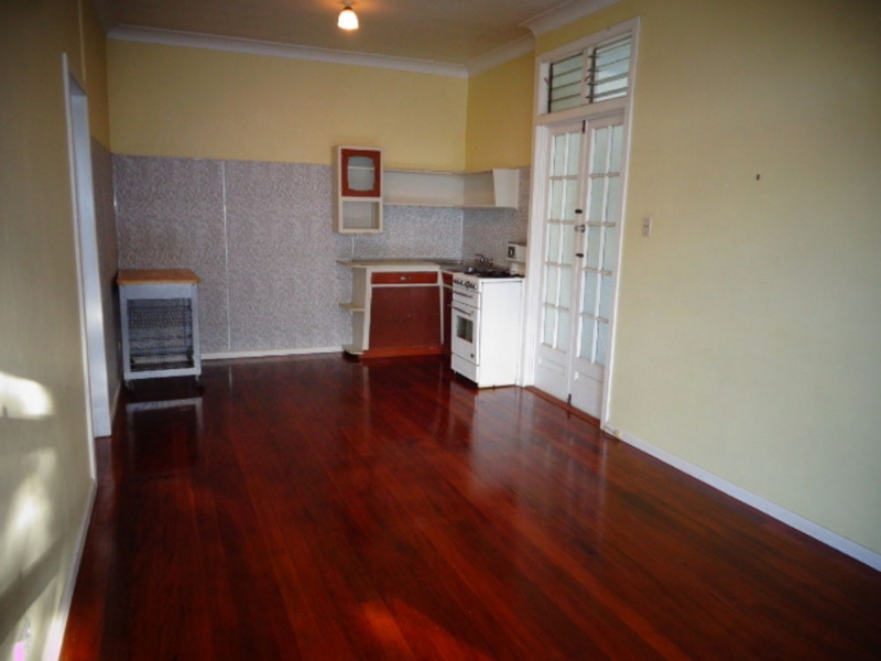 2/36 Birdwood Street, COORPAROO Apartment for rent Listed by Lisa