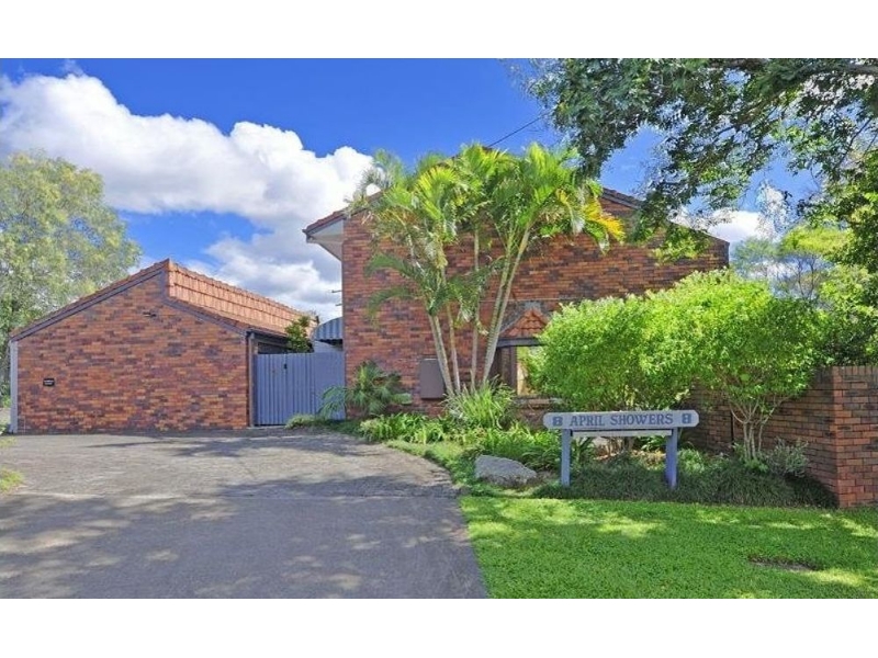 2/8 Pampling St, CAMP HILL Townhouse for rent Listed by Elena