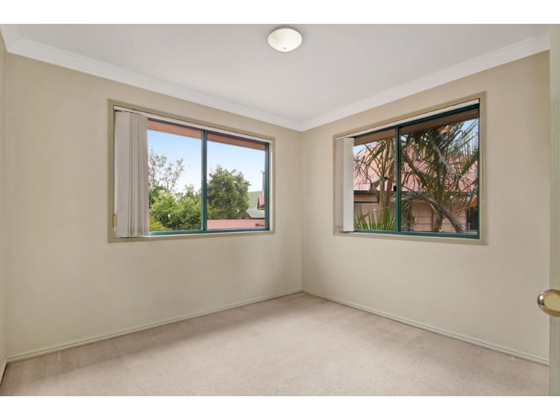 5/20 Thurston St, TINGALPA Townhouse for rent Listed by Ann Berardi