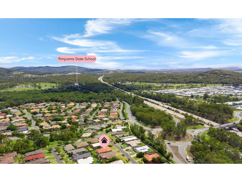 15 Hanover Drive, PIMPAMA House for rent Listed by Shelly Graham of Coronis Gold Coast