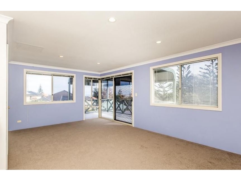 12 Trieste Ct, MINDARIE House for rent Listed by Sandy Cogan of Peard