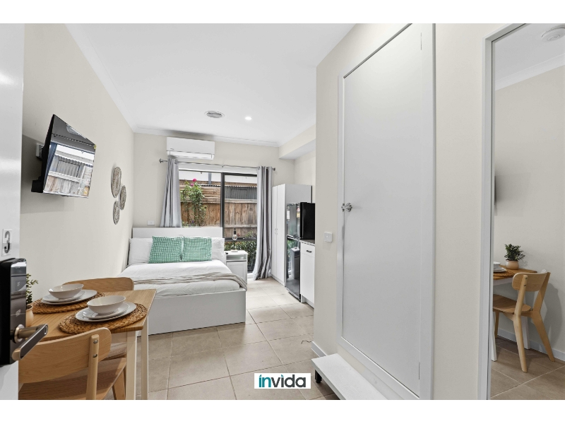 Rooming House Accommodation - Private, Lockab...