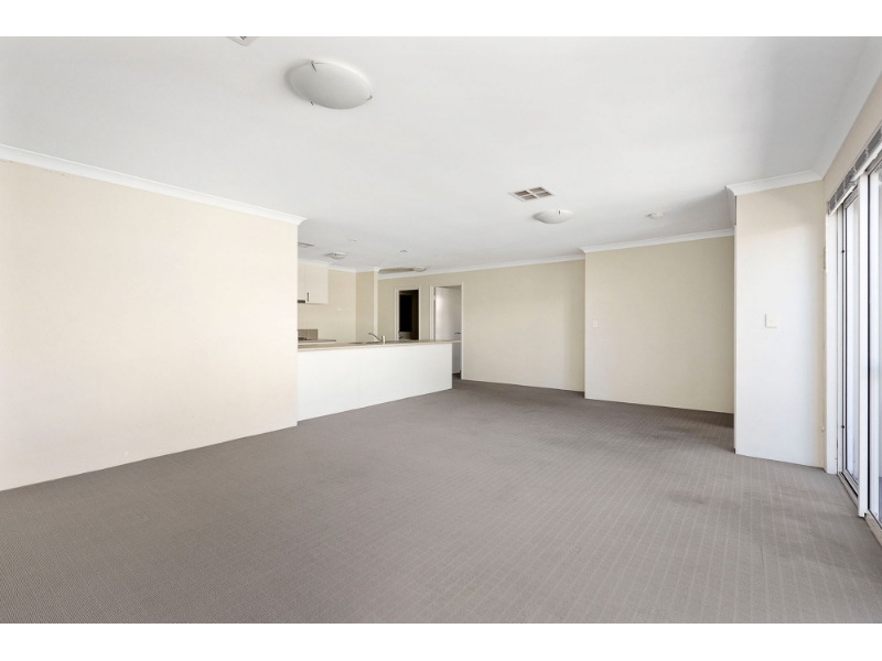 5 Witts Lane, Kwinana Town Centre House for rent Listed by Leanne