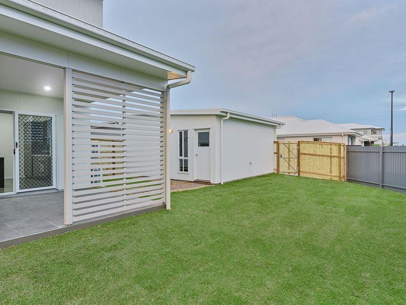 28 Harmony Boulevard, PALMVIEW House for rent Listed by Kristy Sloan