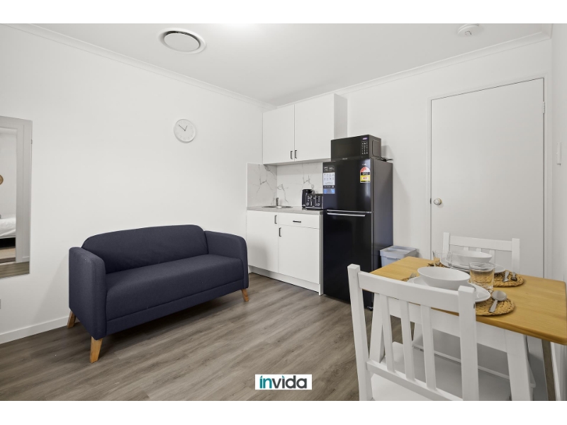 Fully Furnished, Spacious And Private Room In A Shared House. Utilities And Internet Included In Rent- Hassle Free Living! image 2
