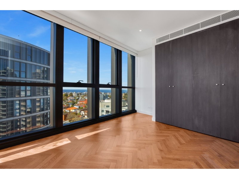 568 OxfoRd, St, Bondi Junction Apartment for rent Listed by Erika