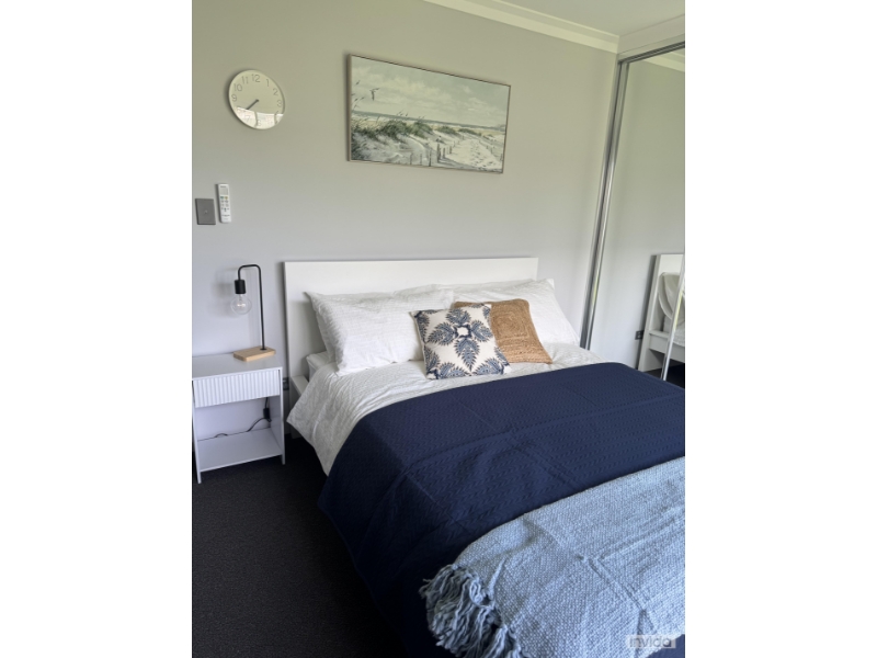 Room Available In Share House With Kitchenette & Ensuite. All Utilities Included image 3