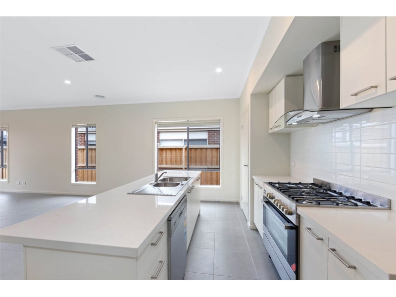 11 Carfin Circuit, Thornhill Park House for rent Listed by Tanaiya