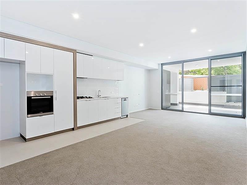 10/1 Hallam Way RIVERVALE WA 6103