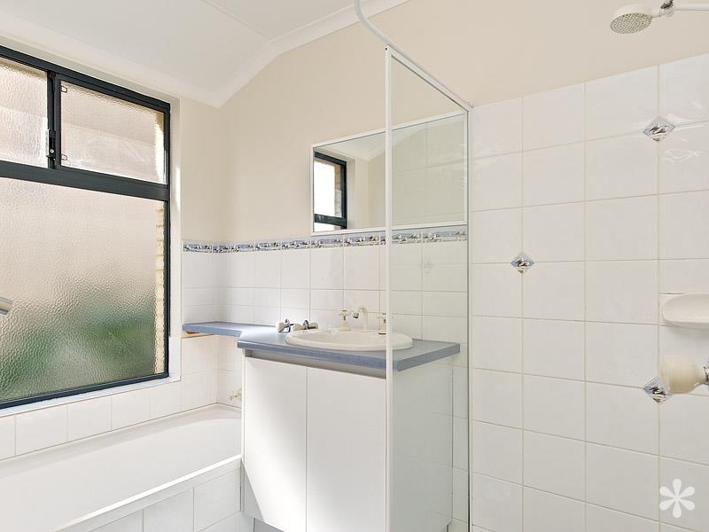 24 Kooralbyn Valley Crescent, JANDAKOT House for rent Listed by