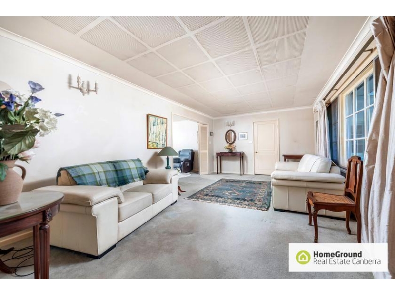 35 Stonehaven Crescent, Deakin House for rent Listed by of Homeground Real Estate Canberra