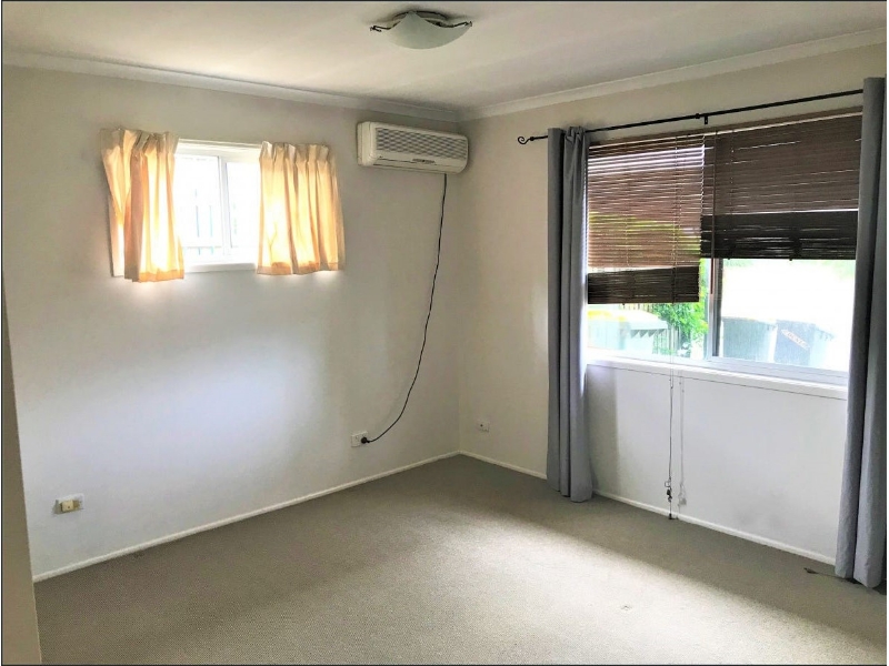 29 Galleon Street, JAMBOREE HEIGHTS House for rent Listed by Keely