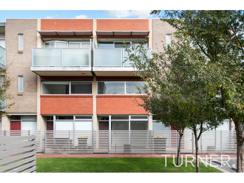 12 Godfrey Street, Port Adelaide Townhouse for rent Listed by Linda