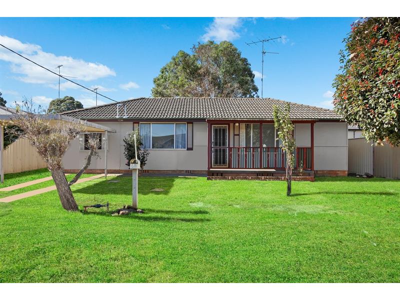 68 Westbourne Avenue THIRLMERE NSW 2572