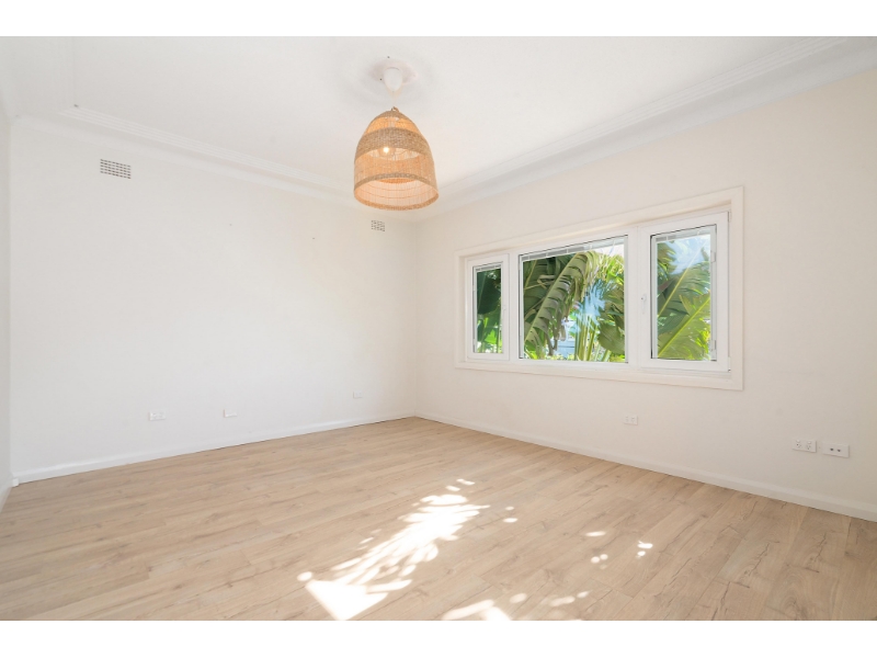 7 Moore Road, Freshwater House for rent Listed by Ashlea Merlo of The