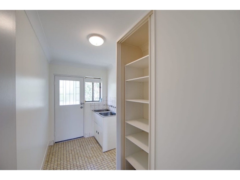 2 John Street, Seacliff Park House for rent Listed by Olivia Grigg of