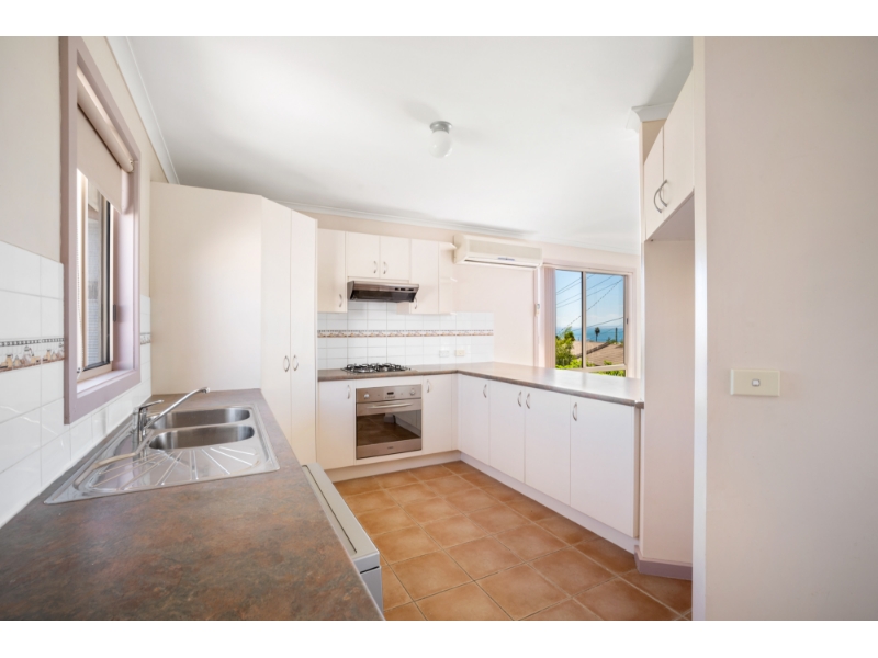 6 Camberwarra Avenue, Clifton Springs House for rent Listed by