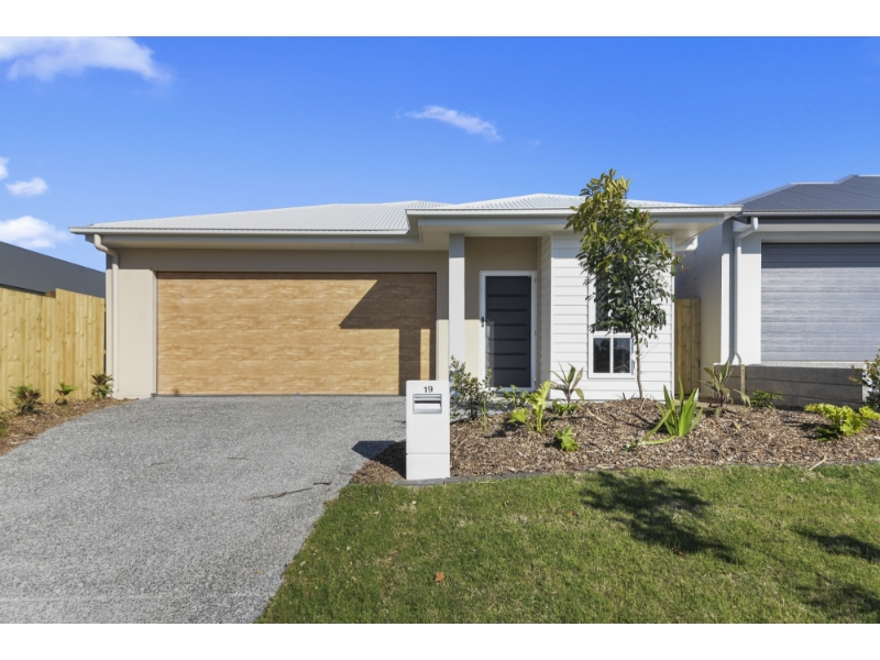 19 Greentree Street, Narangba House for rent Listed by Leasing