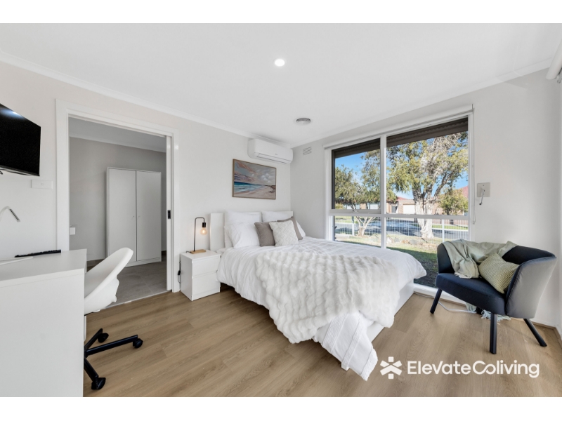 Room 1, Glenrobe Street
