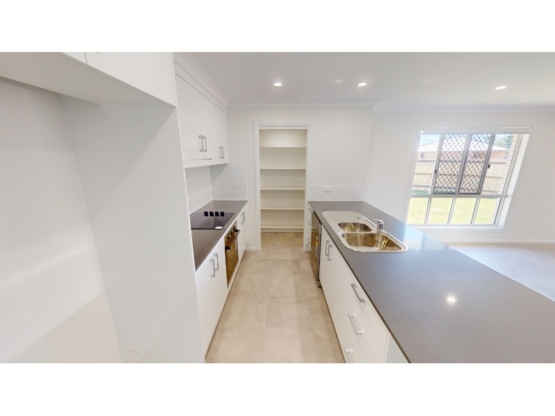 44 Abby Drive, Gracemere House for rent Listed by The Agency Central